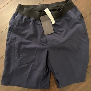Brand new with tags Fabletics men’s shorts medium